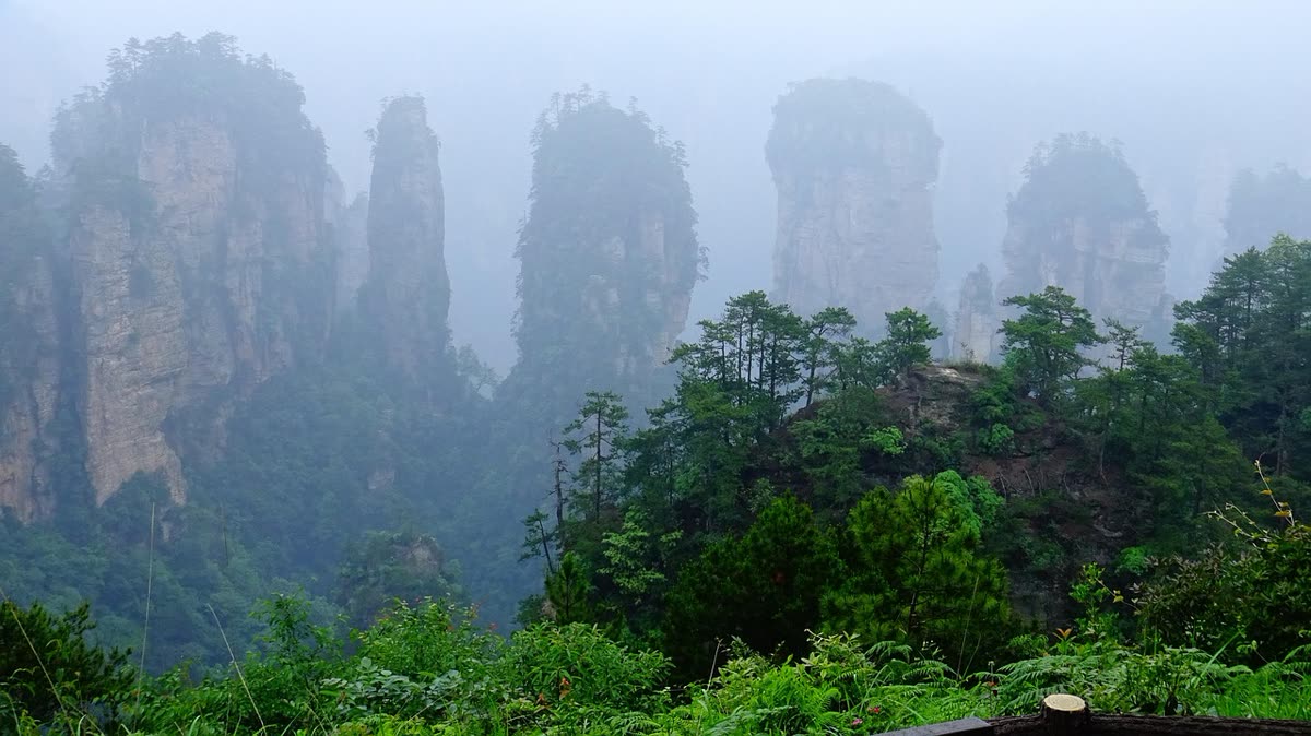 武陵源峰林 · Wulingyuan Peaks
