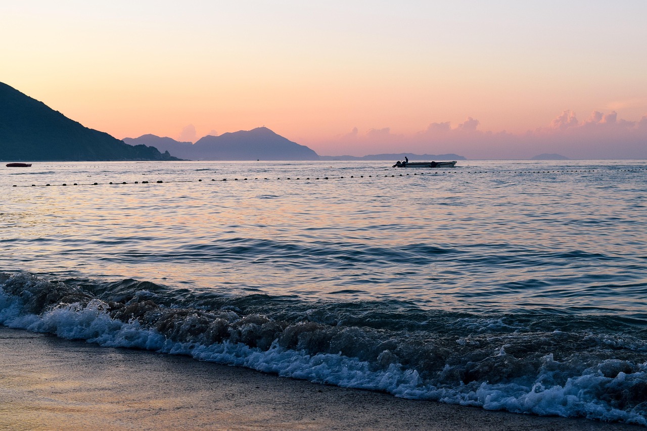 大梅沙海滨 · Dameisha Beach